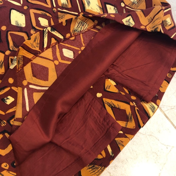 Via Seta Studio Silk Blouse & Skirt (2 piece set) Sz: 6 Petite - Picture 6 of 8